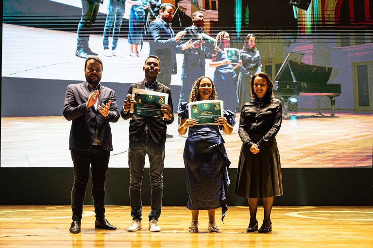 Jovens piauienses são reconhecidos por projeto para resfriar residências 